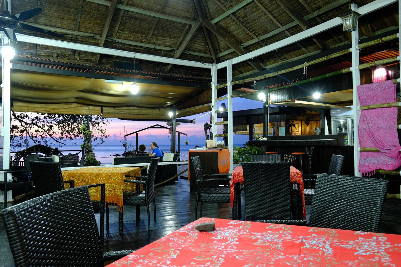 メリーナ ビーチ リゾート Kampung Genting エクステリア 写真